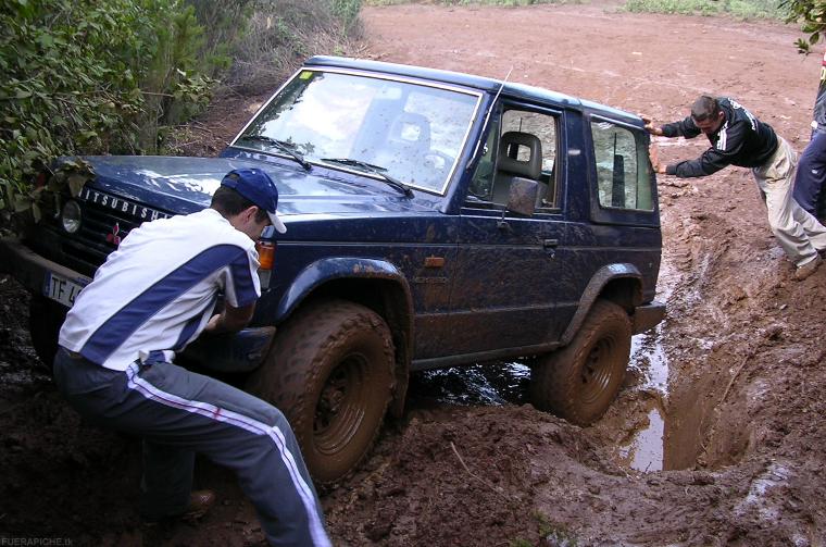 Mitsubishi Montero 4x4